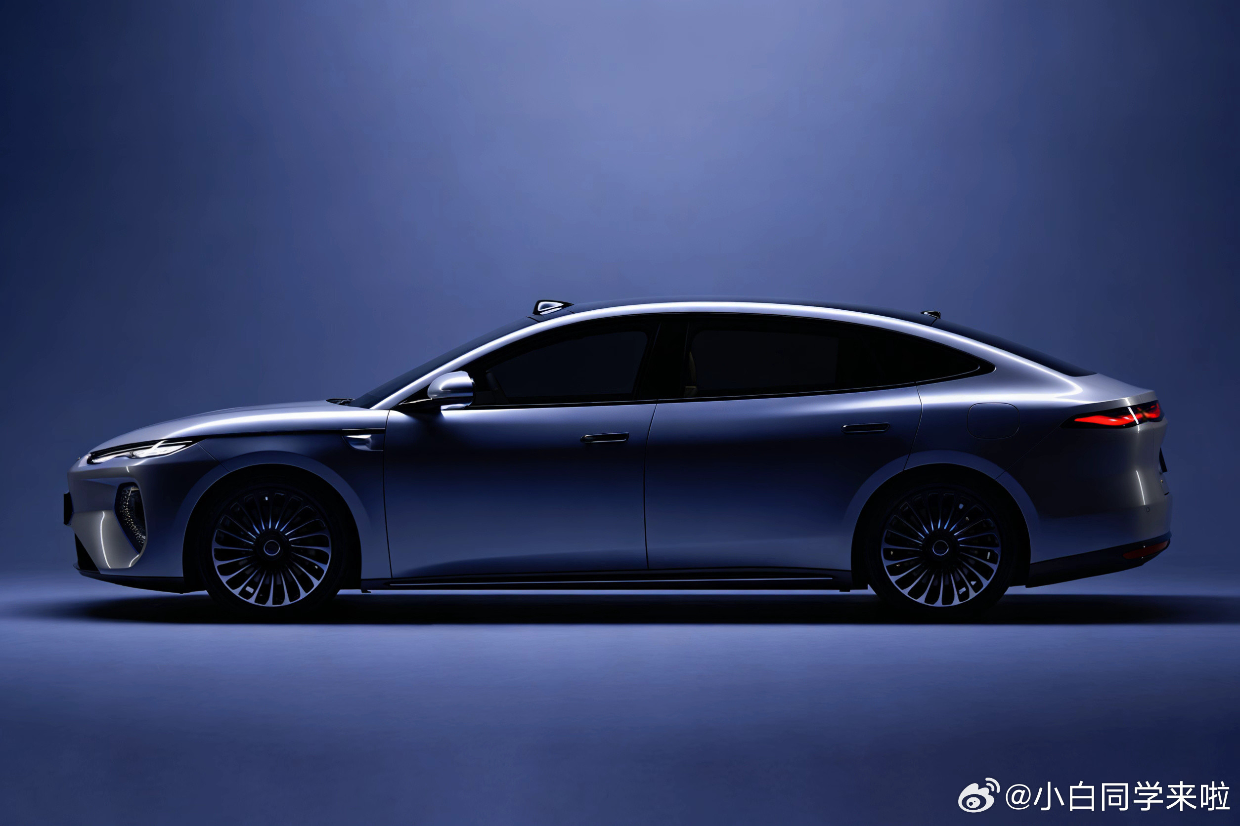 比亚迪海洋网继续预热海豹08，截几张图做了高清给大家看下。做为比亚迪海洋网的