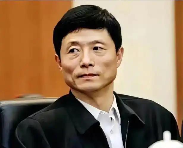 凭什么让工人从头再来，你们自己怎么不从头再来？艾跃进2014年4月在成都一家国企