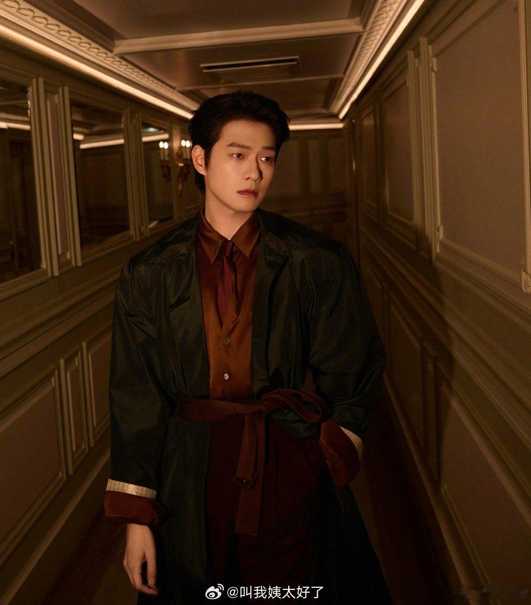 魏大勋为什么风评翻转成这样？掀桌那时候可不是这样，还是说吸的粉都是爱辣菜的乐子人