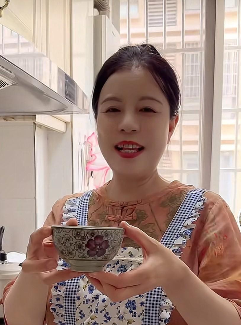 “我们家，遇到了最坏的恶”，这是许敏唯一在直播间说的一句话。潘律师曾直言，论口