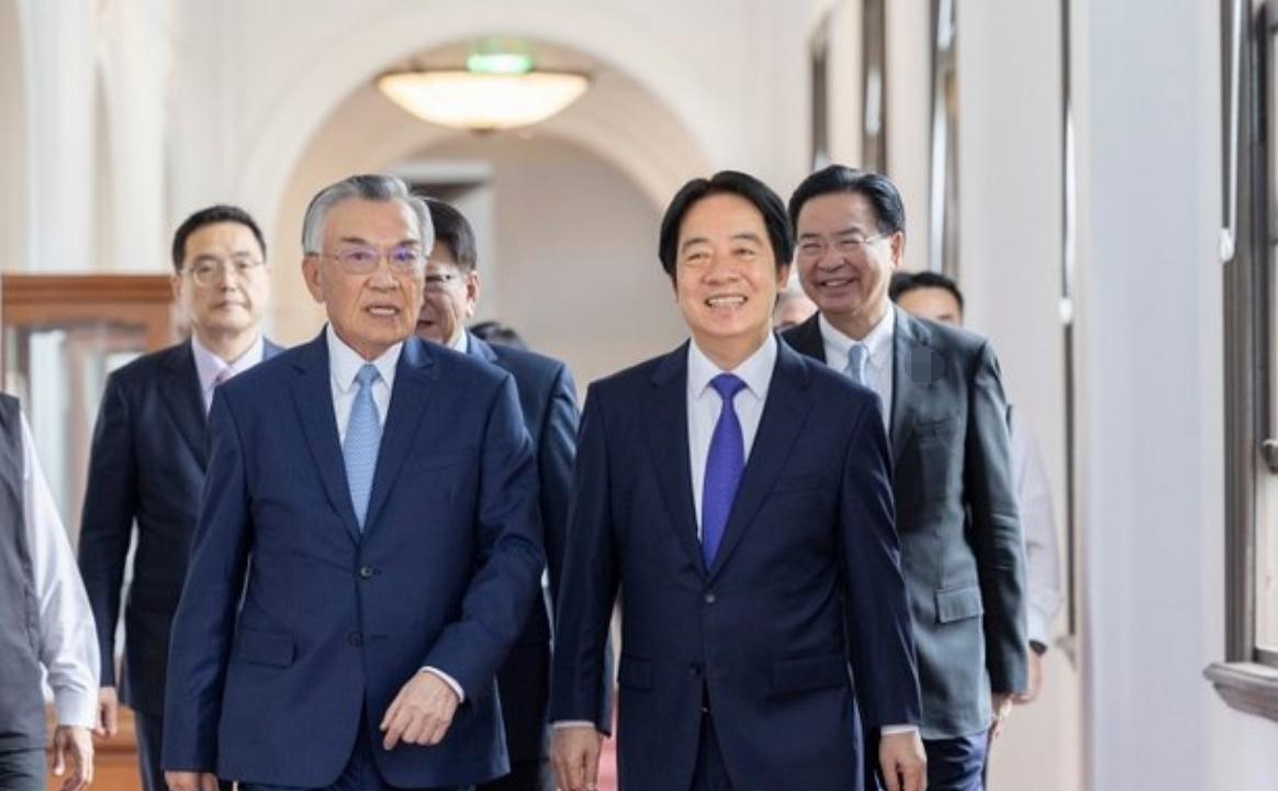 【台当局派人出席APEC峰会，大陆跟韩国明人不说暗话：必须按一中原则办】韩国即