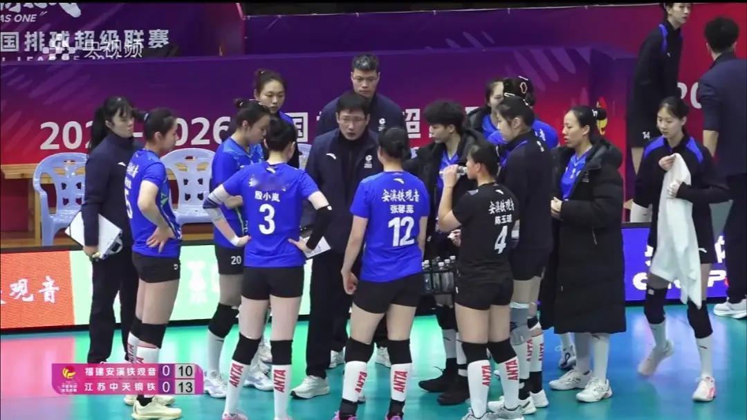 常规赛13轮赛罢，河南女排1：3不敌福建女排！河南队第八坐实升降级赛！福建队