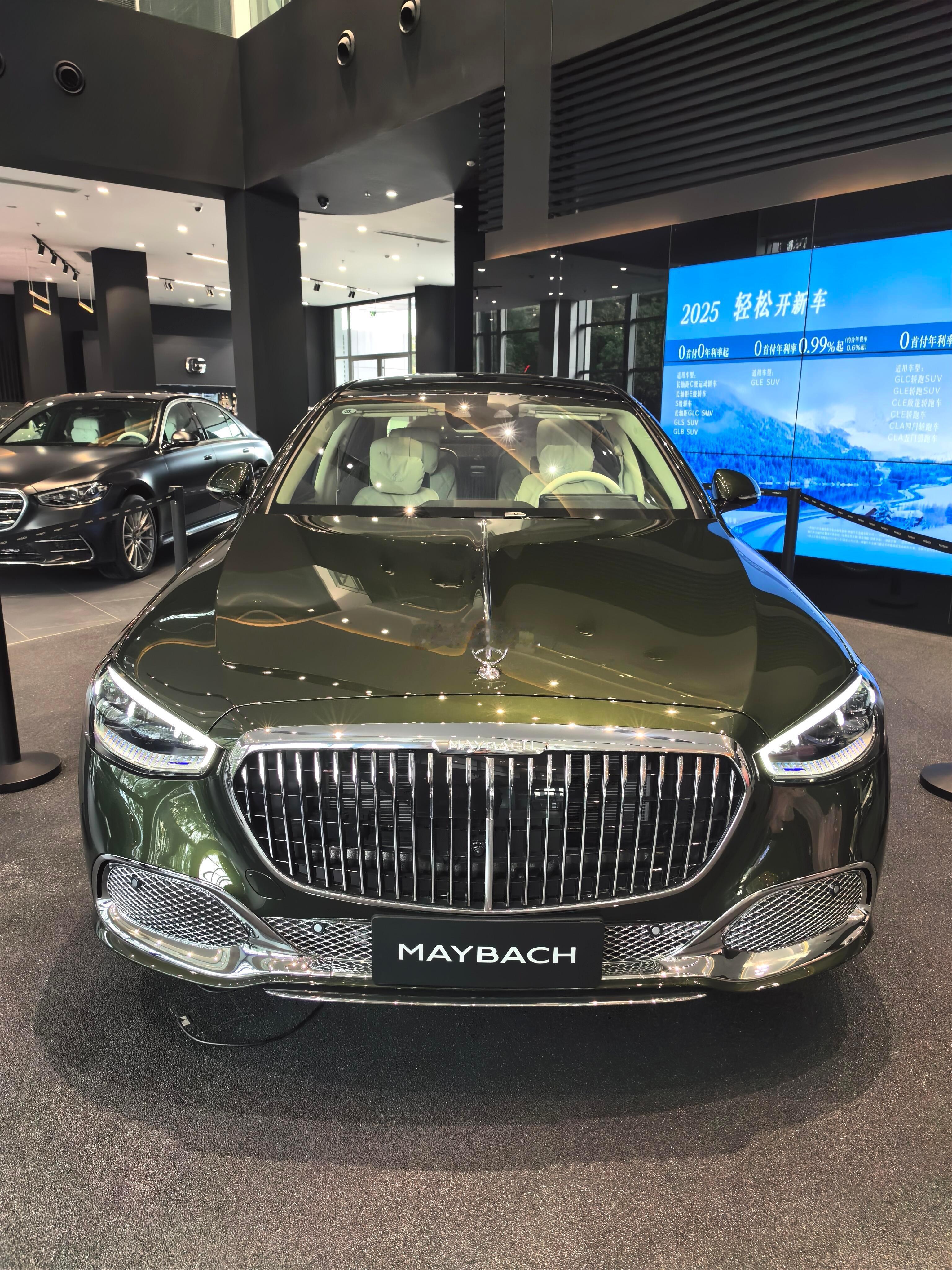 迈巴赫S680，凡奢华美物必有故事传承，凡奢华美物必定表里如一，凡奢华美物必将