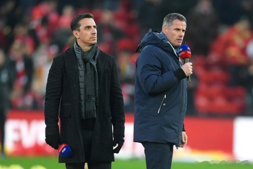 英超第16轮，曼联主场4比4战平伯恩茅斯。前曼联和英格兰右后卫内维尔在天空体育解