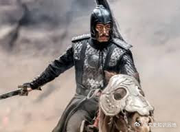 武德九年六月四日，玄武门事变前夕，李世民向几位重要将领问计。李靖和李勣都选择了中