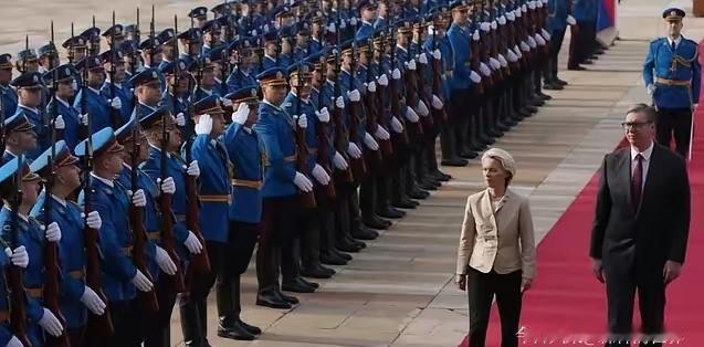 冯德莱恩和武契奇见面，直言塞尔维亚想进欧盟，光搞法治、选举改革还不够，得在外交上