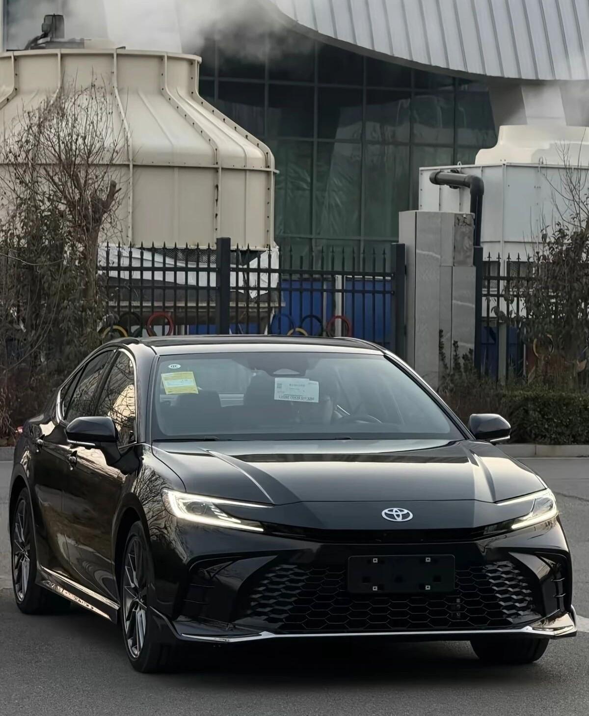 一辆凯美瑞已经超越多少人？假期堵车时看一下都是些什么车，如果你有留意的话，你会发