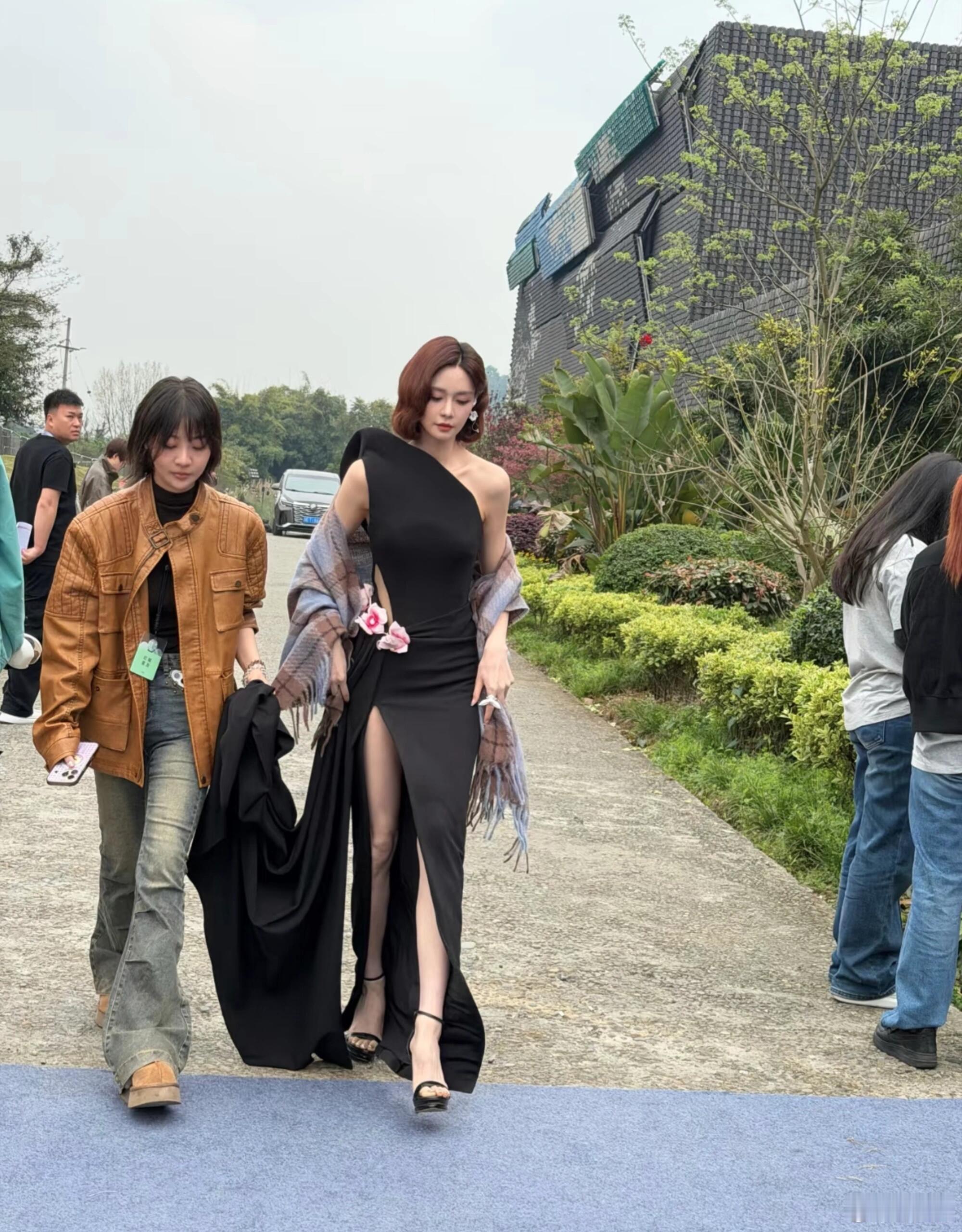 原来沈梦辰这么漂亮！