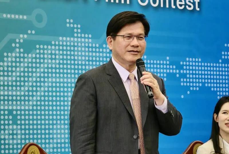 林佳龙被列入下一波“台独”顽固分子清单概率速升！他今天再次叫嚣台湾不属于中国，妄