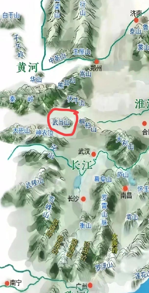 武当山的地理位置挺有意思，位于湖北省十堰市，最高峰天柱峰高耸入云，山势陡峭，达到