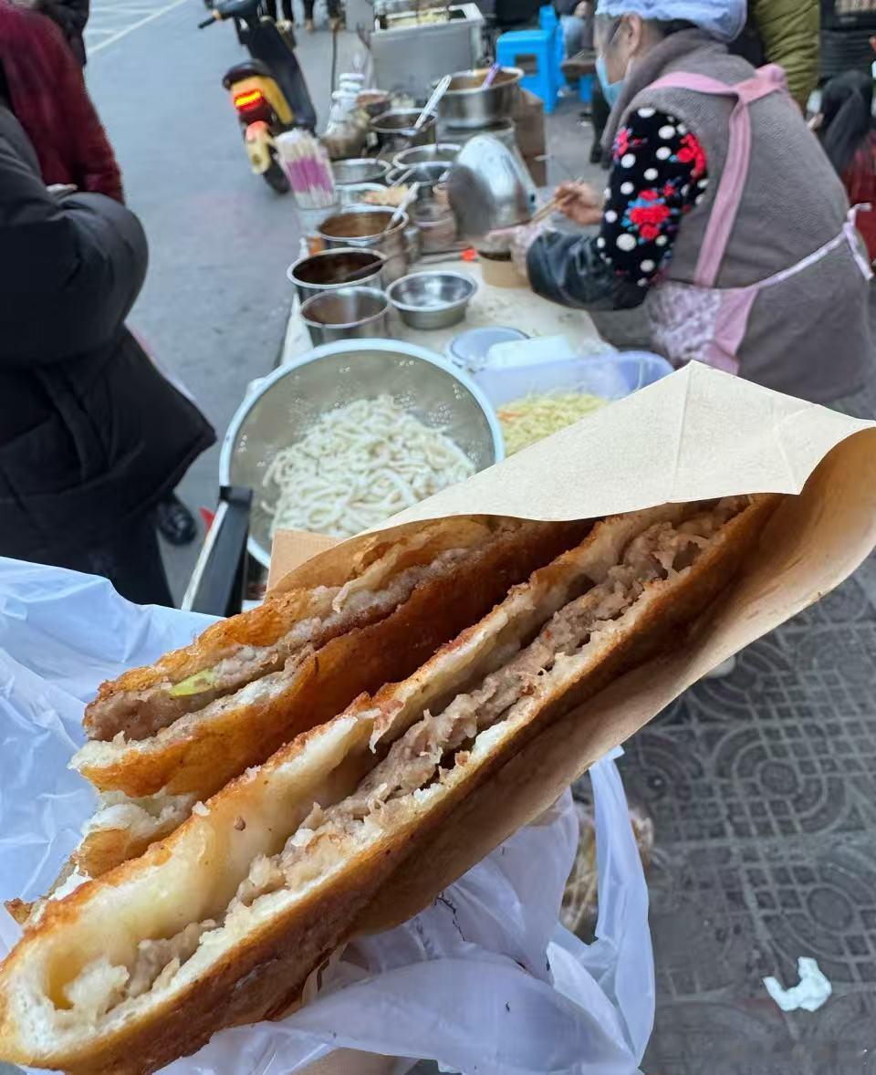 四川小县城德阳市中江县中江县位于四川省德阳市，历史可追溯至三国时期，是一座拥有