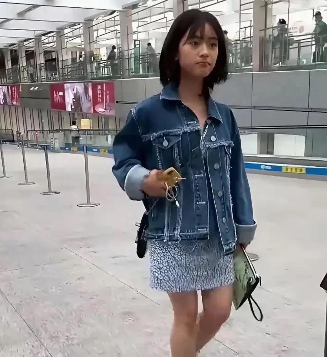 沈月的脸救了这个身材但凡换张脸完全就是灾难​​​