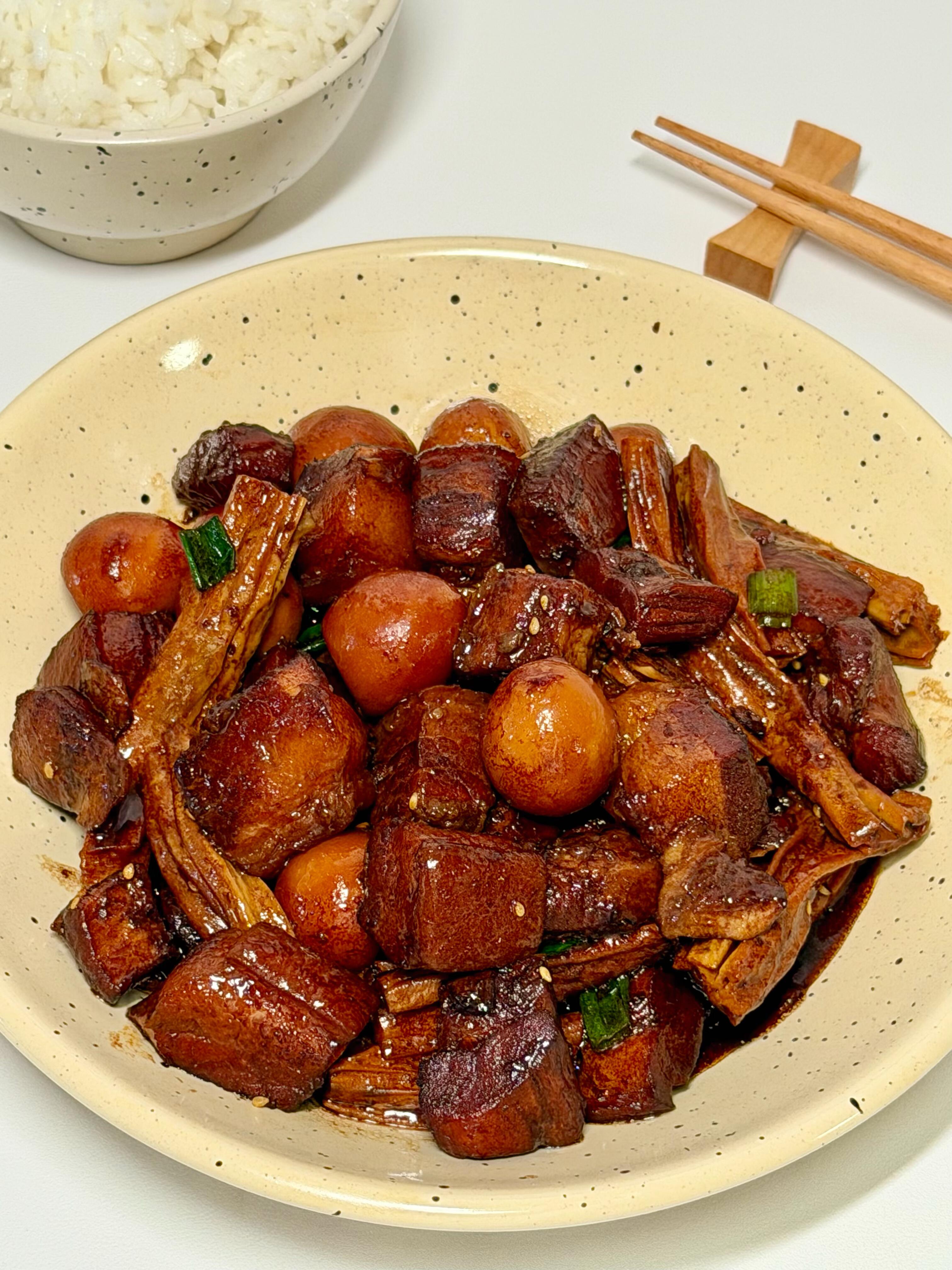 家常红烧肉｜新手零失败，软糯不腻，配饭能多干两碗谁能拒绝一碗香而不腻的家常红烧