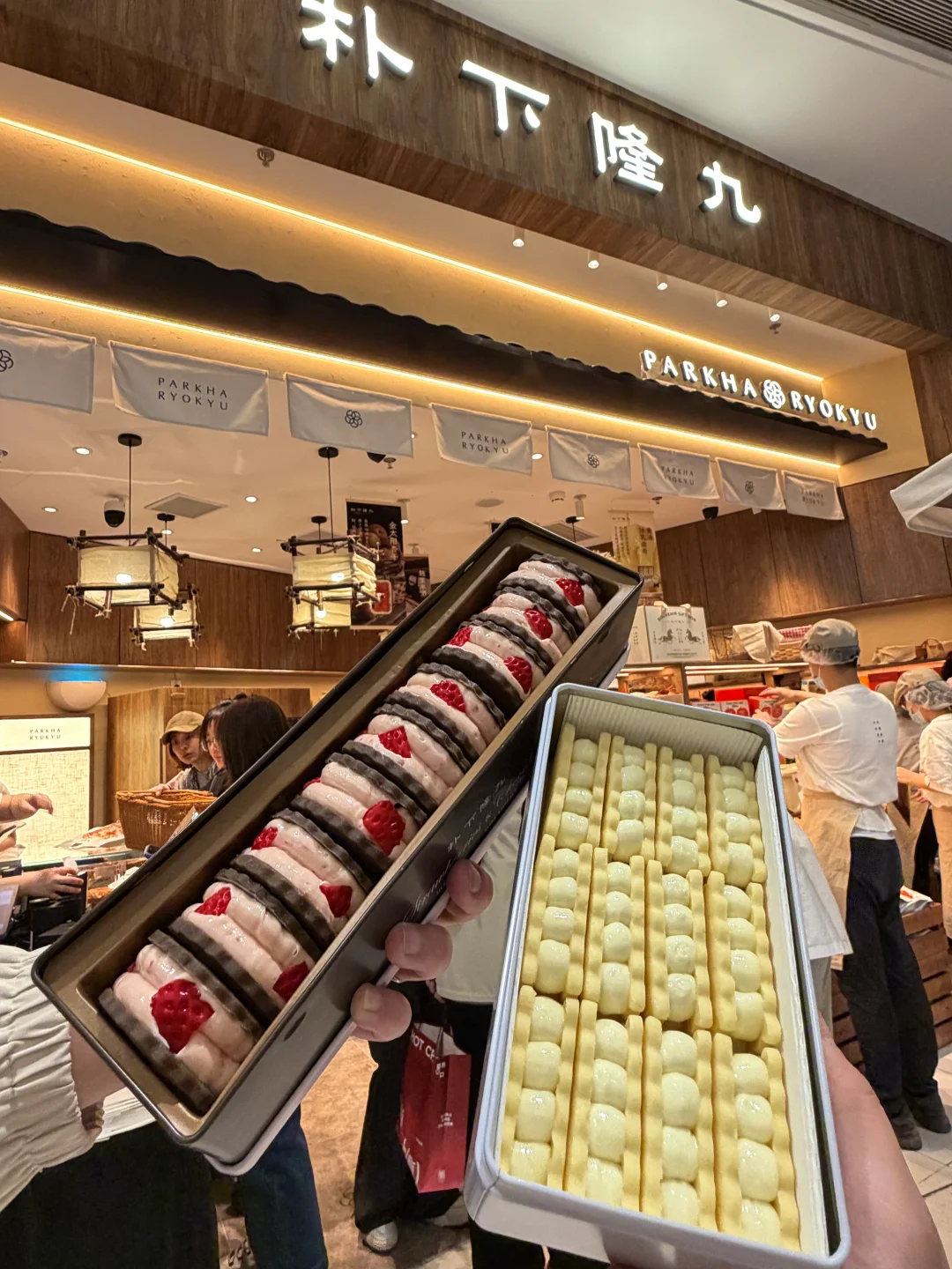 东北首店就开在铁西万象汇…排队两小时也值
