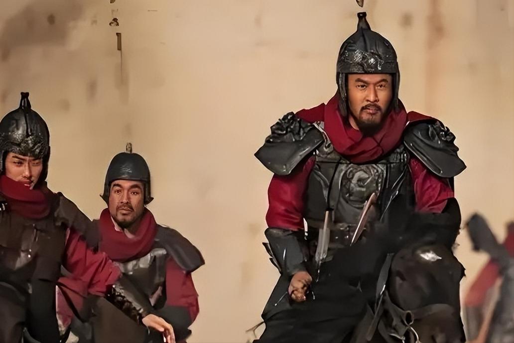 公元959年，后周世宗柴荣北伐途中，有人在路边捡到一块三尺长的木牌，上面刻着五个