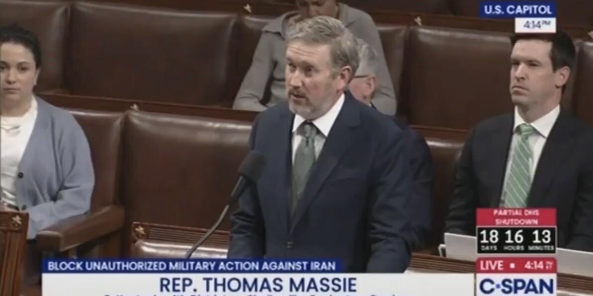 美国众议员马西：打伊朗就是犯大错，后果根本无法挽回先说说马西，他是美国国会的