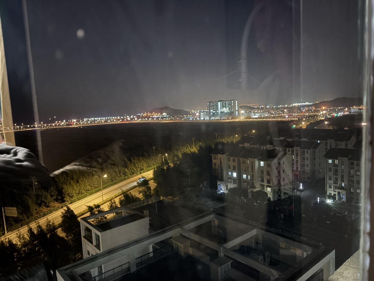 马斯克的星链降轨操作是什么？对我们中国有什么影响？对我们普通老百姓有什么影响？我