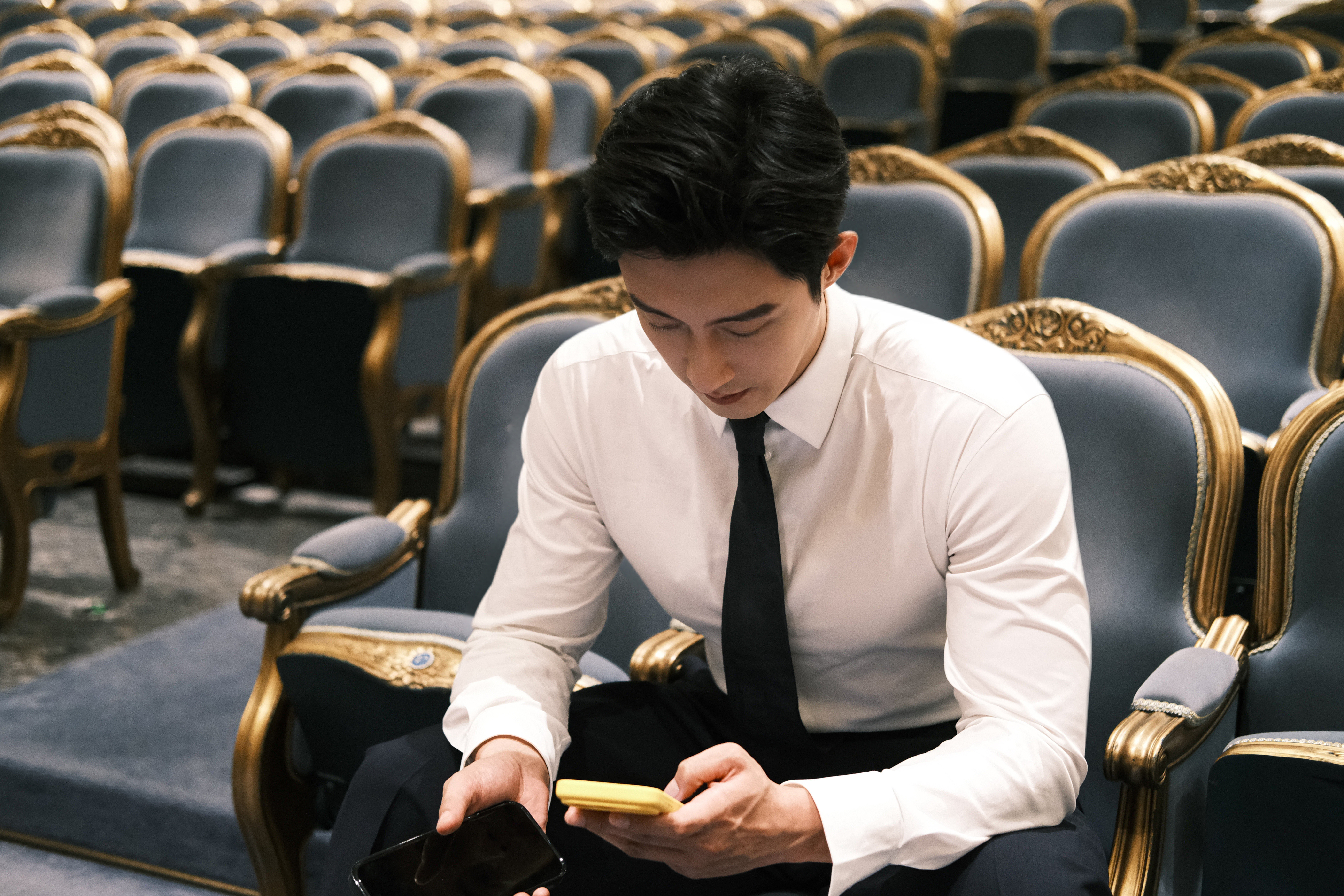黄景瑜黄景瑜重器偶遇黄景瑜被土耳其冰淇淋戏耍超爱菲拉格慕全球品牌代言人黄景瑜