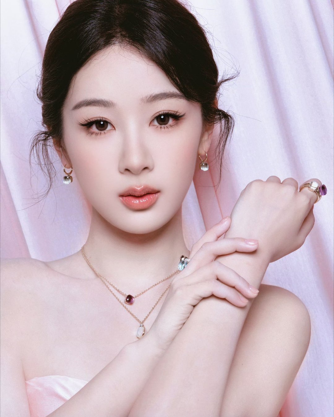 杨紫玉兰花开君再来杨紫董竹君你是微风是晚霞是心跳不止是无可代替🌸杨