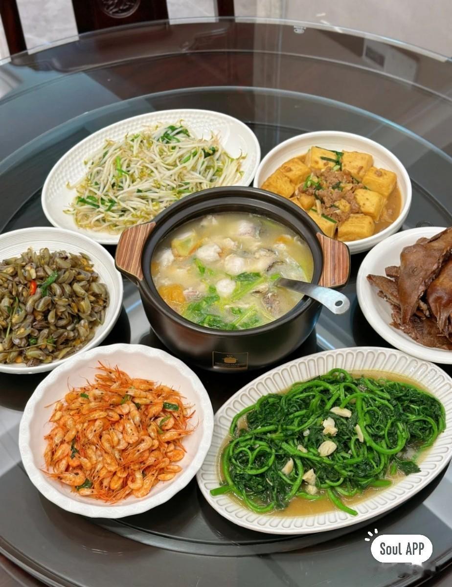 标准的八月十五潮汕菜！很简单，很新鲜感！这菜配稀饭一流！