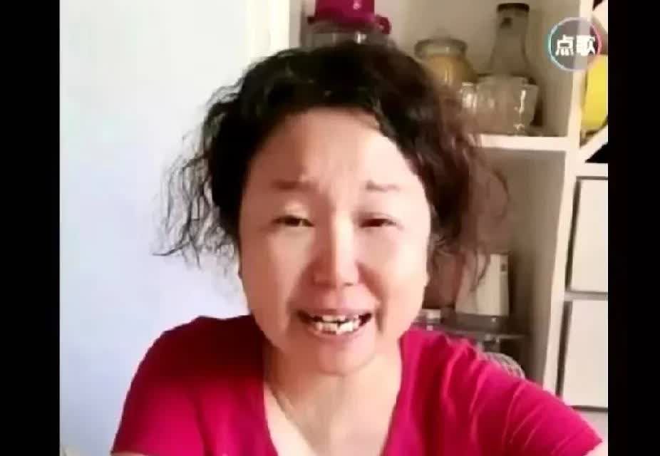 李帅曝光自己的委屈和受伤害后，老杜也跟着哭了起来！老杜哭，那是因为她怪李帅又掀起