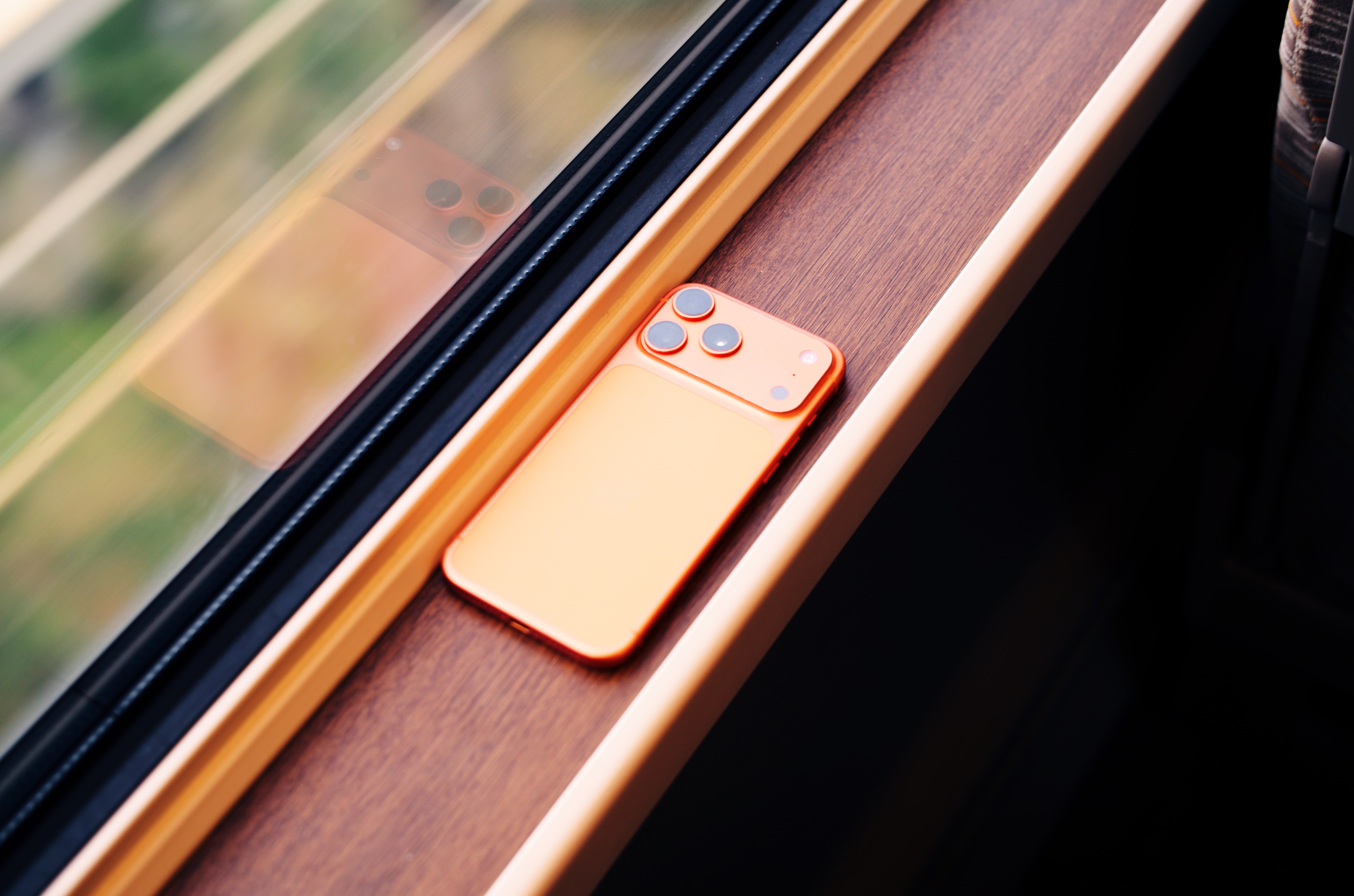 刚出来的时候都说17PM太丑了、现在呢？机圈辨识度确实无敌