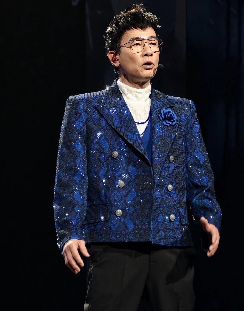 最让我看不懂的，就是陈小春了，不是他当上了委员，也不是他叫陈泰铨，而是他明明