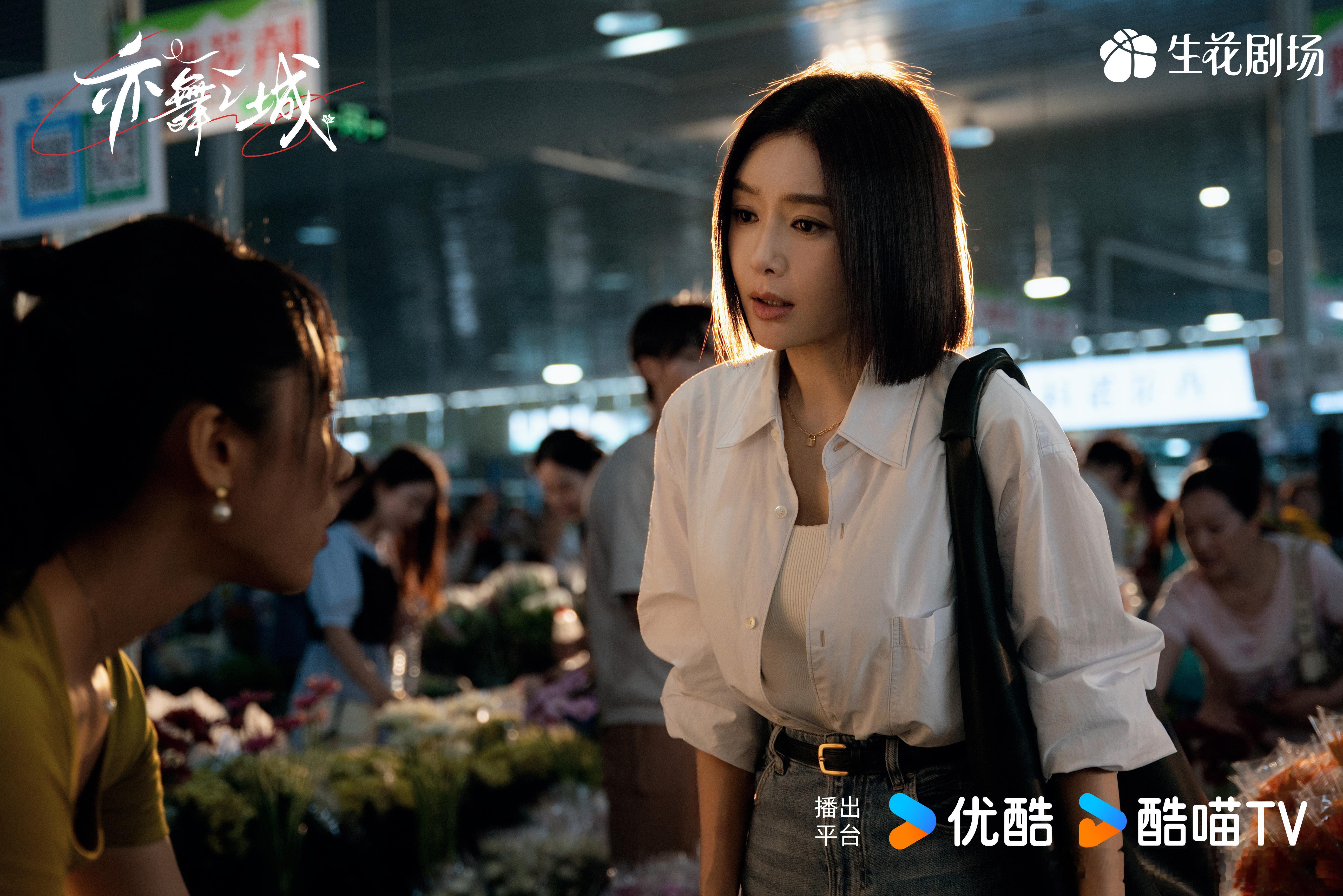 钟汉良秦岚港普遇上电音笑不活了！钟汉良港普自带节奏喜感，秦岚嗓子哑成电音还坚