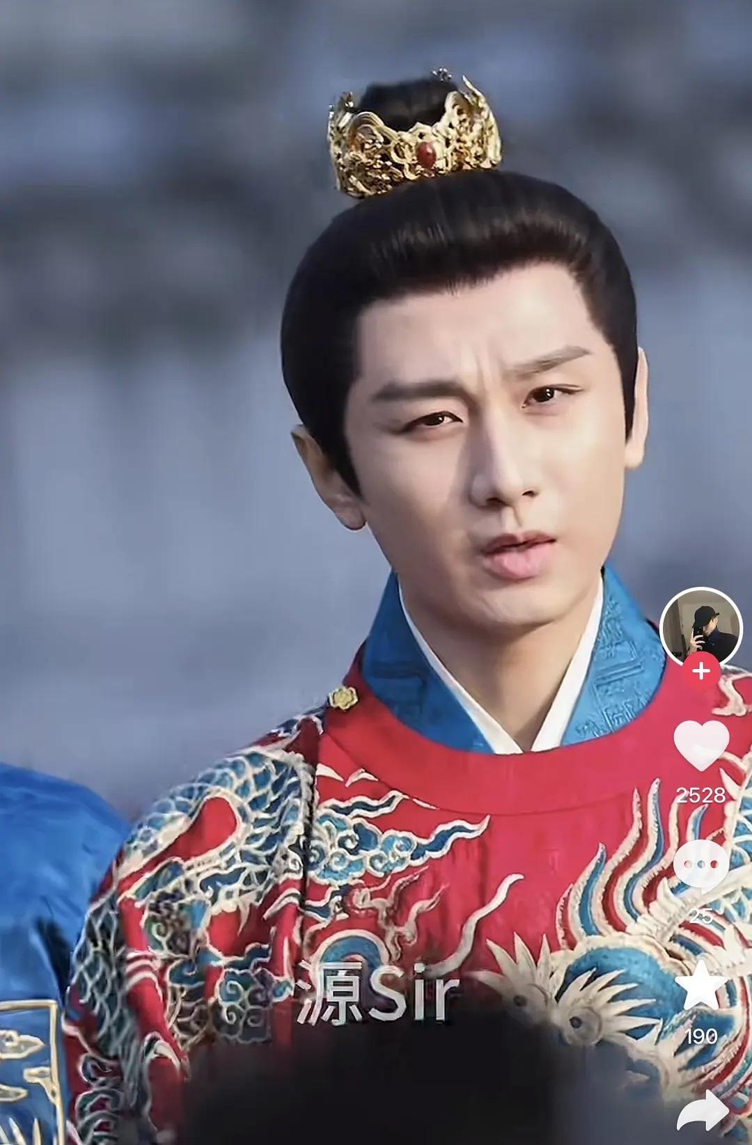 成毅怎么那么憔悴？精气神感觉跟以前不一样了！也不知道是不是因为去年的三部剧，