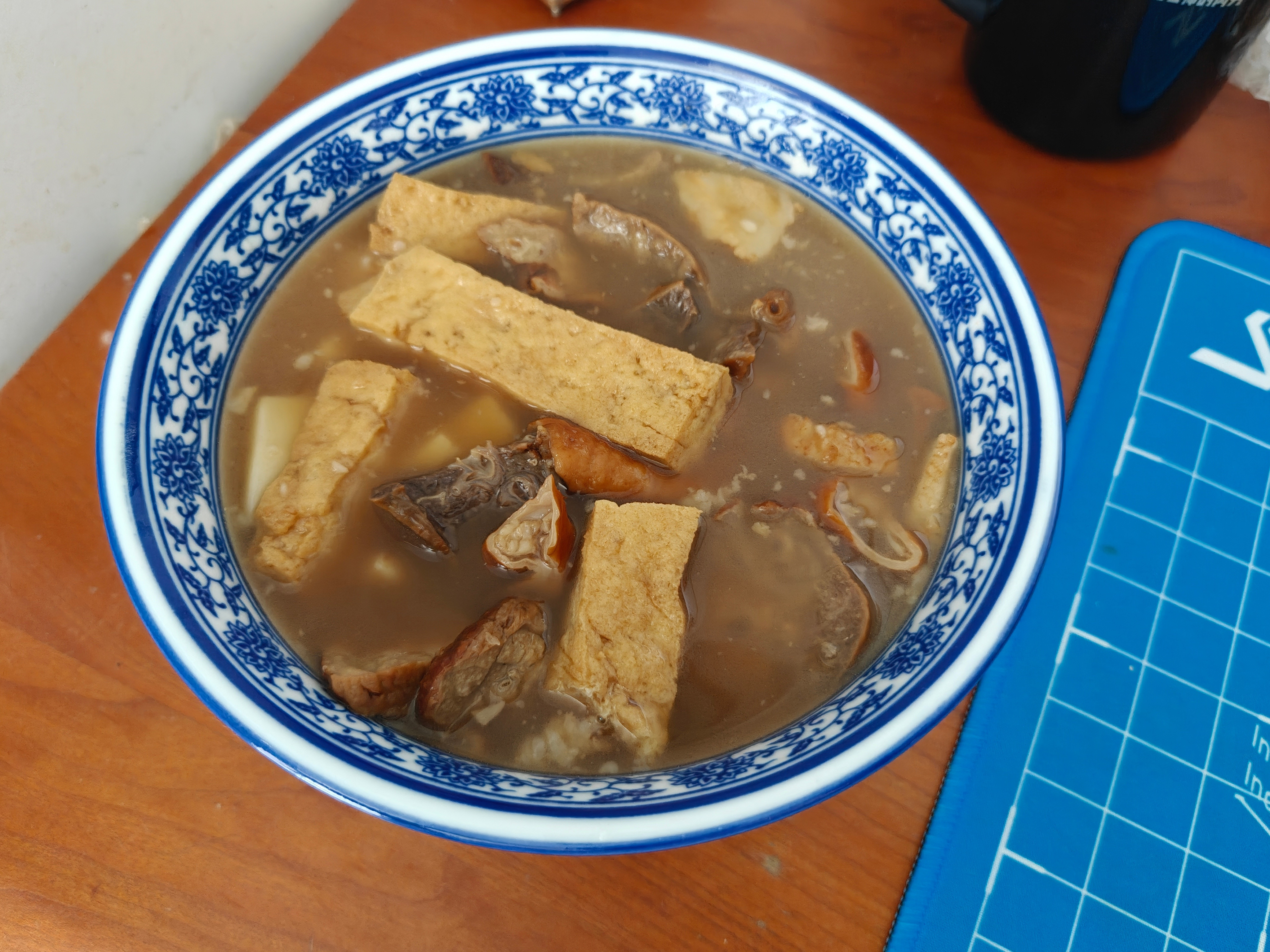 第一次吃北京卤煮，40块钱一份​​​