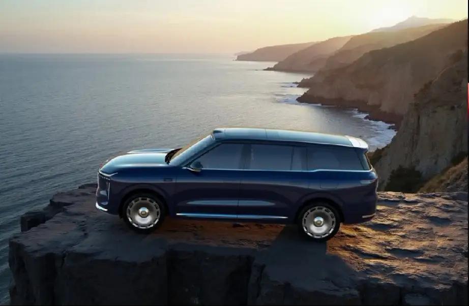 旗舰之选：智己LS9的春节长途体验详解作为智己的旗舰大六座SUV，LS9是追求