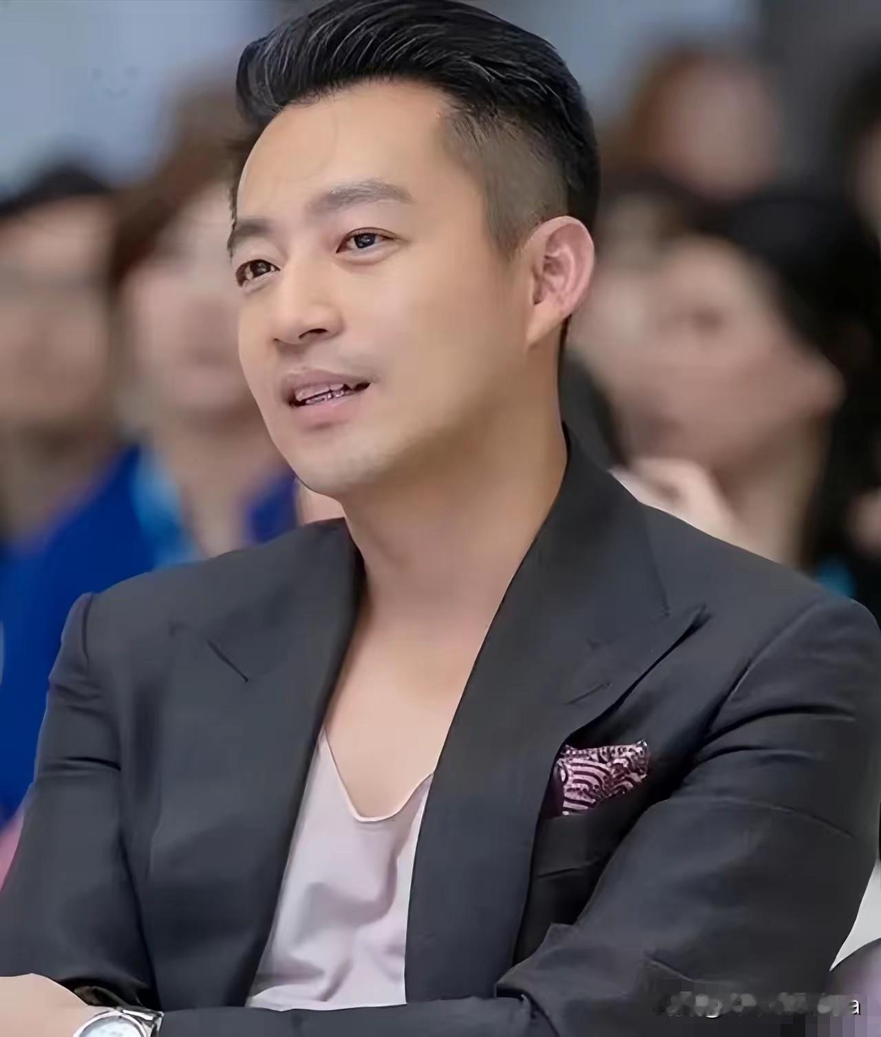 汪小菲，一夜之间，从女儿奴变成了女儿“嫌”！玥儿站队，奶奶张兰沉默，想必爸爸