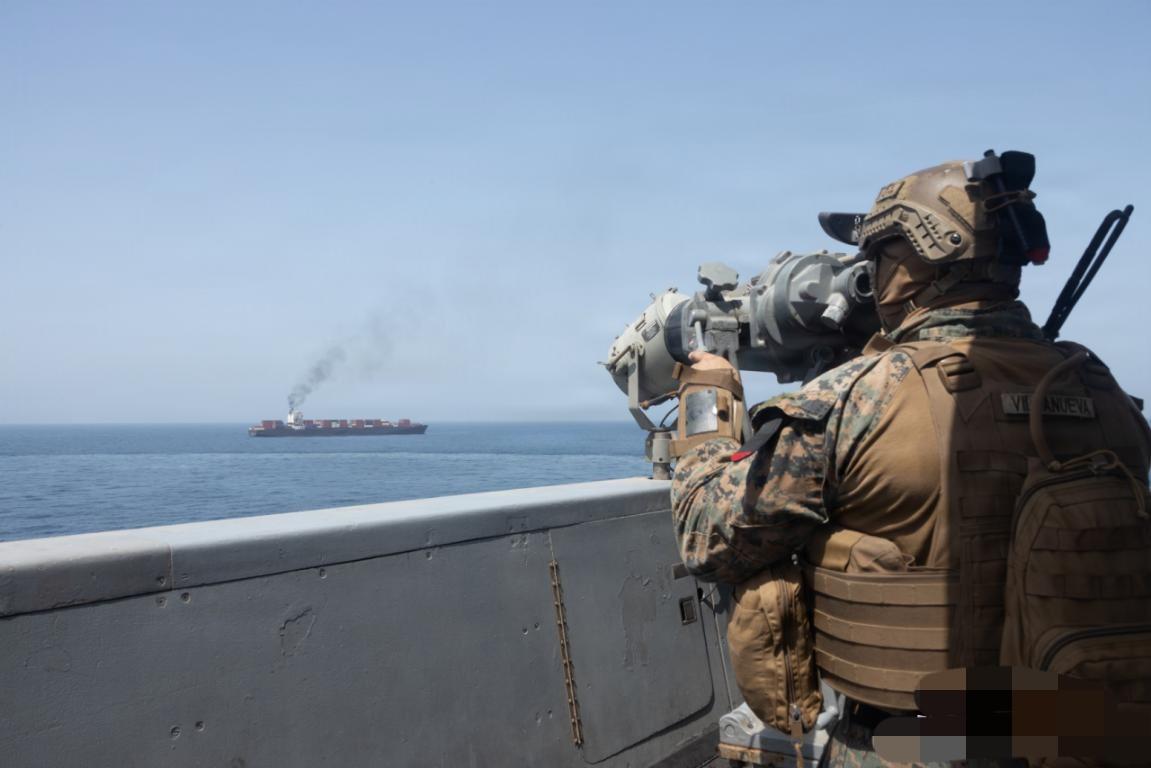 局势突变！美军全球拦截伊朗油轮，亚洲海域接连强扣3艘，伊朗强硬报复！据路透社、央