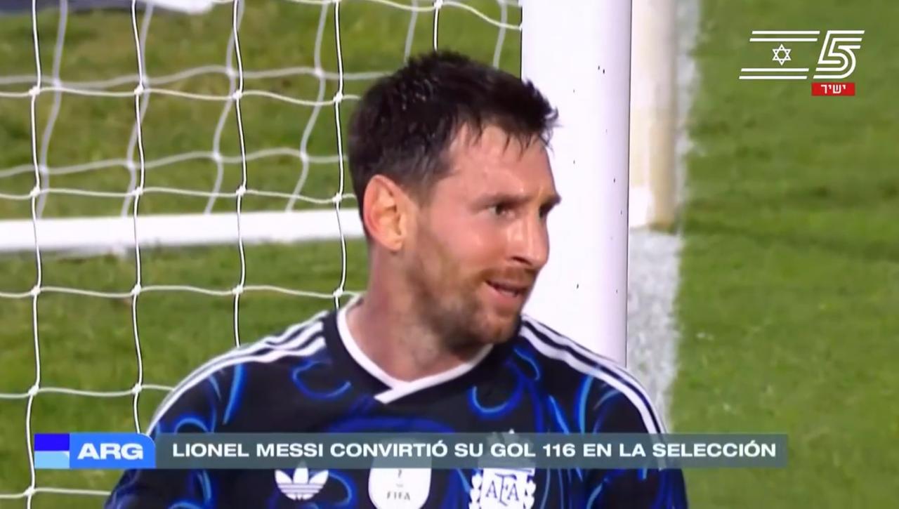 这就是为什么梅西是球王！他不光是球技出众，球场上更是有情有义！阿根廷5-0大胜