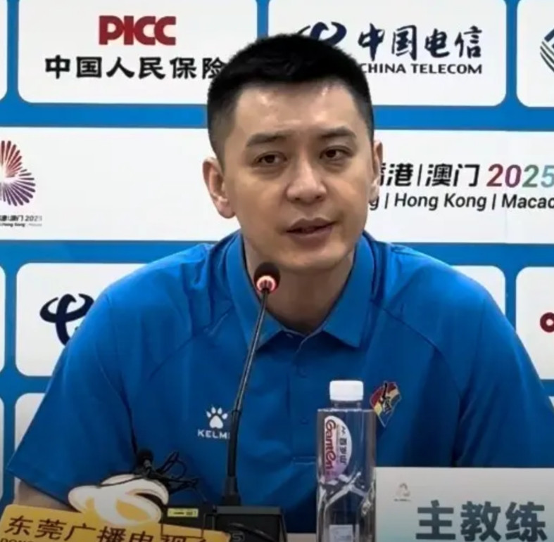 杨鸣：上一届全运会冠军没有什么参考价值，从全运会球队阵容配置来看，广东无疑是独一
