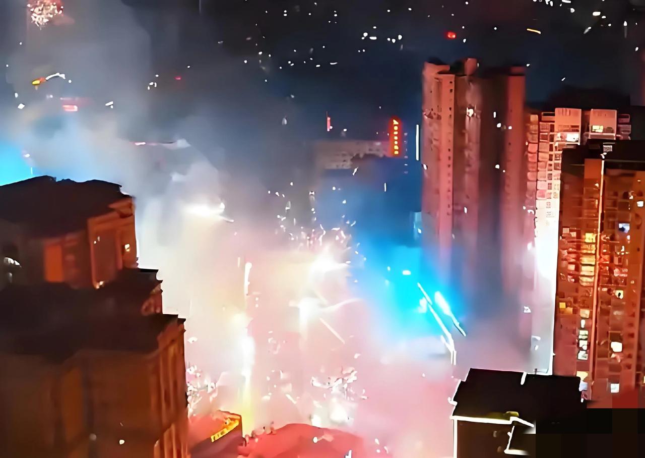 炸了！山西官宣废止5年烟花爆竹禁放令，网友狂喜：终于能找回小时候的年味了！