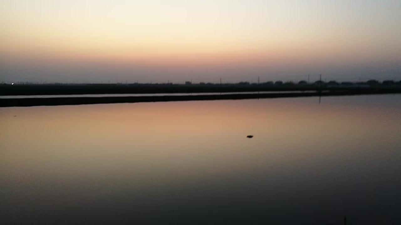 江苏的冬天冷得刺骨，阴冷阴冷的，同样的温度都比北方感觉更冷。周末来到了济南，这两