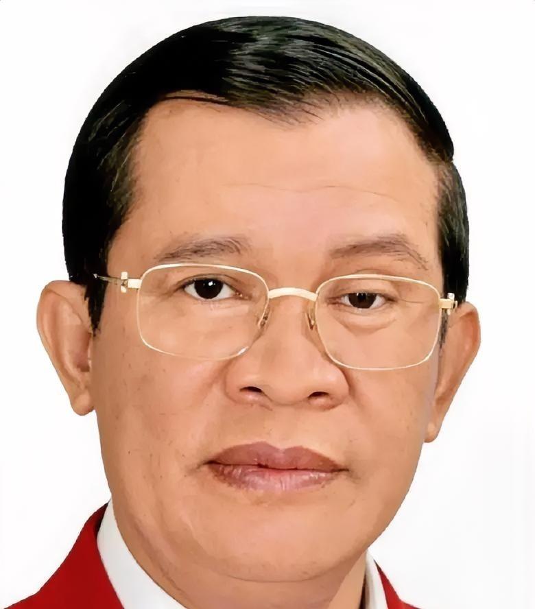 为什么说泰国在柬泰边境摆集装箱，是场彻头彻尾的“路障政治秀”？这一次真的离谱