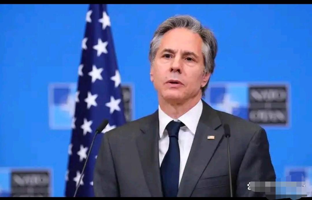 就在近期，荷兰正式关上了DUV光刻机对华出口的大门，今后这类关键设备一台都不会再