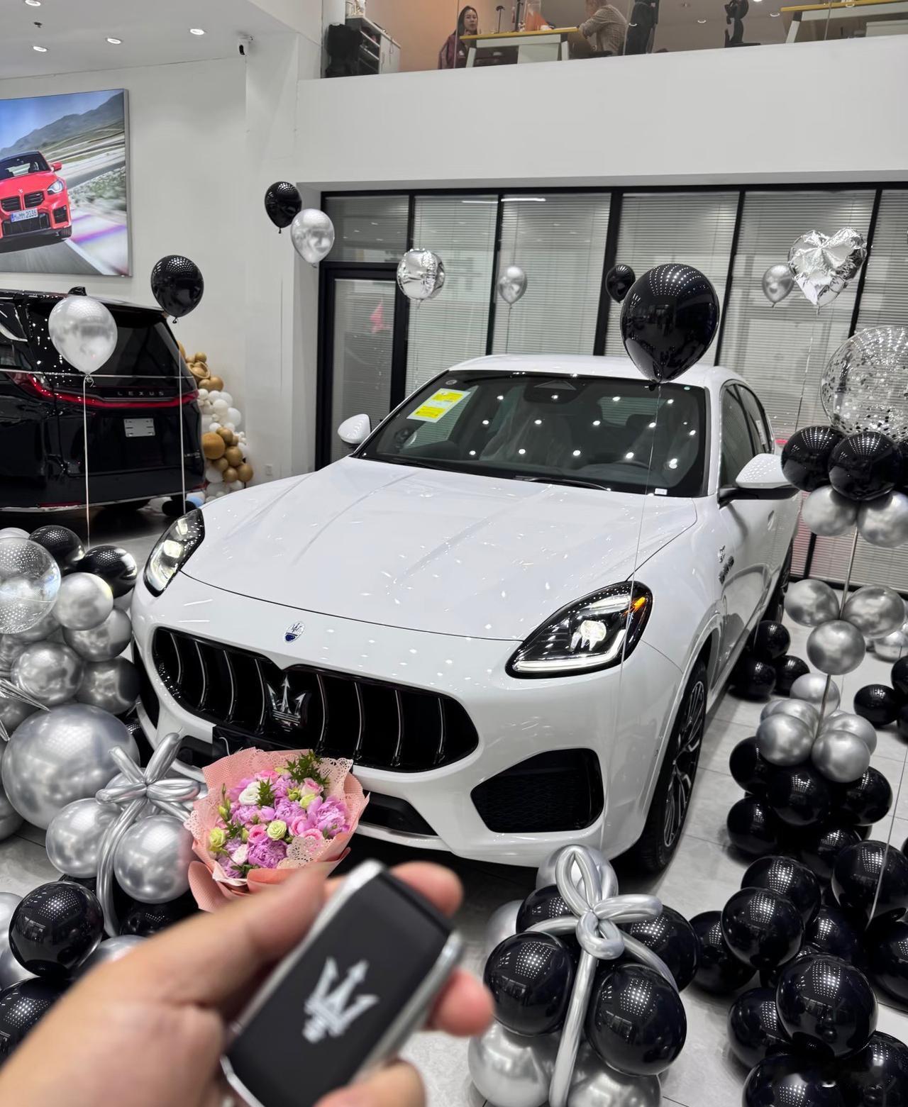 100多万的玛莎拉蒂全是问题，三十多万的玛莎拉蒂全是优点[捂脸哭]