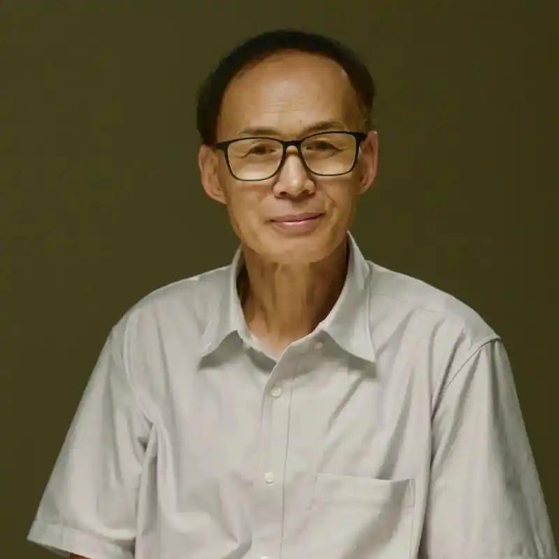 复旦大学的梁永安教授说得很现实：“这个世界上混得最惨的孩子，一定来源于一个没