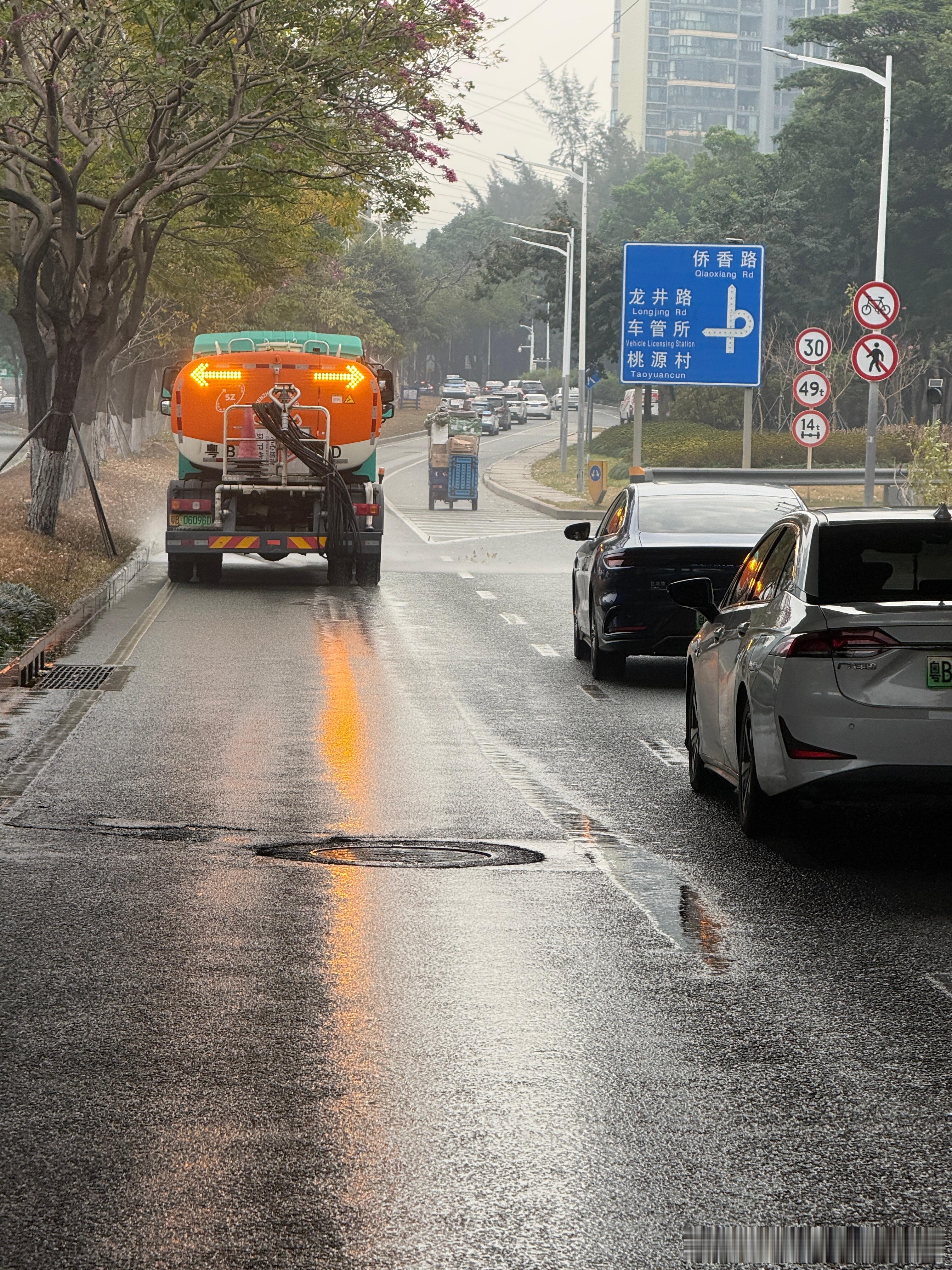 深圳城市一“害”，整个城市搞得没有一台车是干净的！