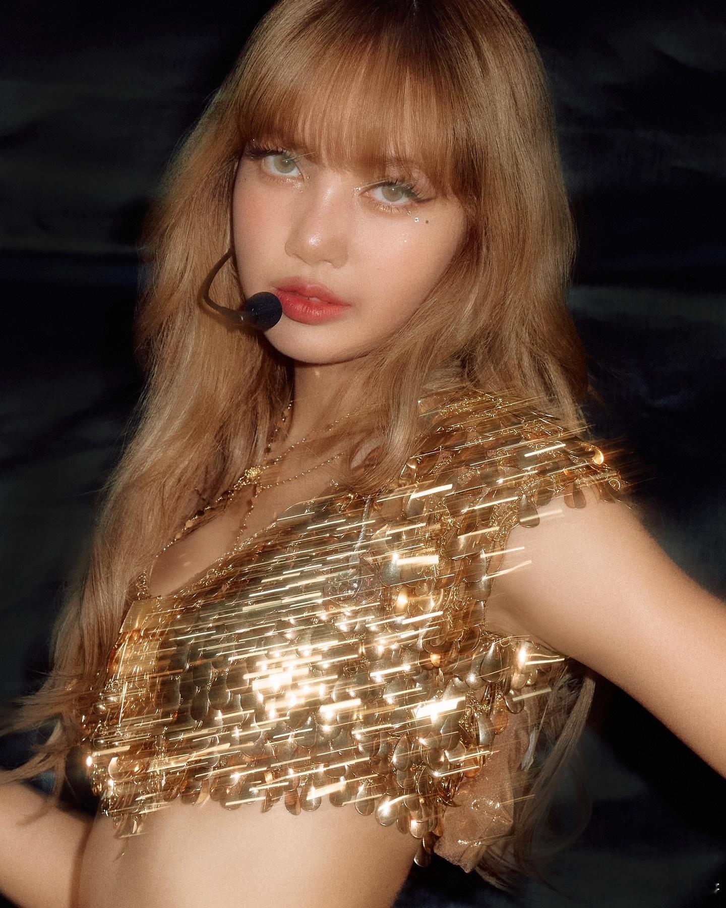 “251030”Lisa更新个人IG动态📱​​​