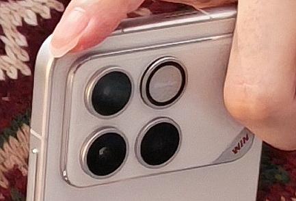 字越少，事越大差距已经越拉越大了我天真的以为华为Mate80系列就是年底的王