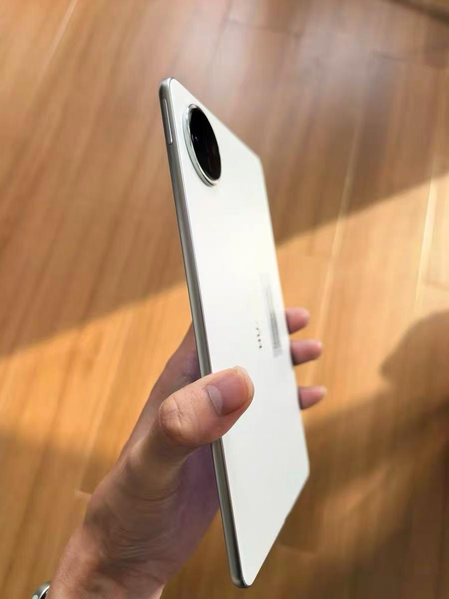 华为padmini安排上了，真挺小啊😆华为MatePadmini拿到手