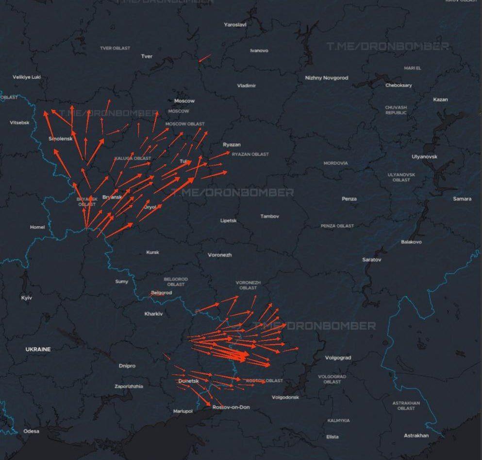 12月15日，俄罗斯莫斯科市长索比亚宁紧急表示，俄军防空导弹系统又击落了一架飞往
