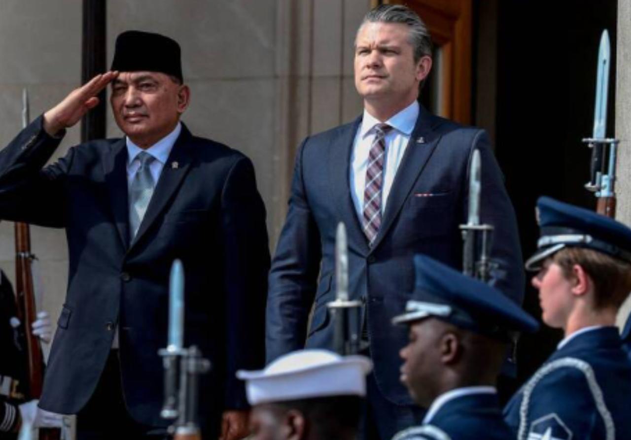 美国在中国周边出手，作出一个重大升级举动！你可能没注意，就在4月13