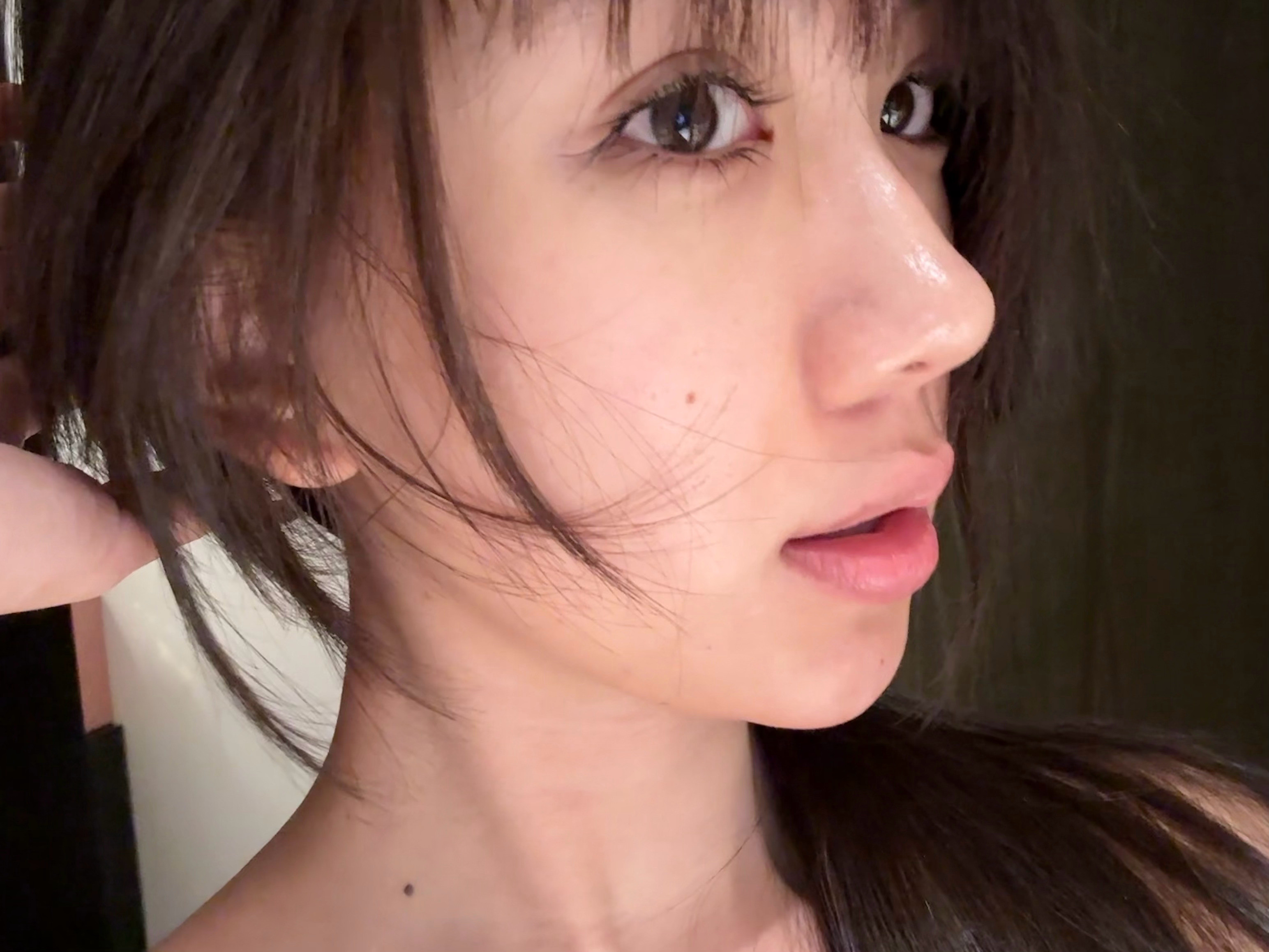 不戴美瞳都看不习惯了​​​
