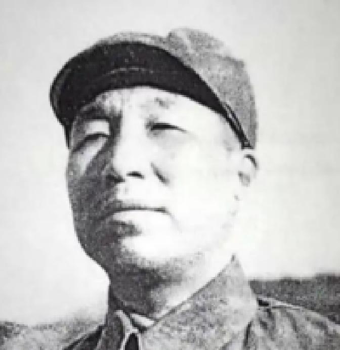 1975年，张爱萍落难，妻子李又兰找到粟裕，希望他能帮忙说情。谁知，粟裕摆了摆手