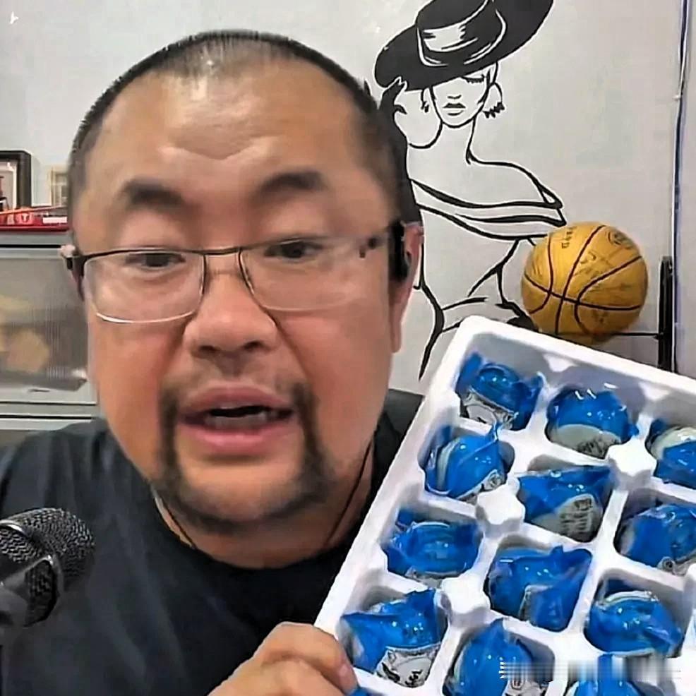 两大辽宁篮球主播分别统治cba和nba，贾队长快涨到100w粉丝把持抖音，徐静雨